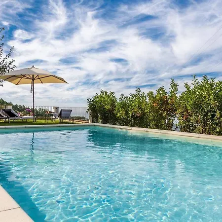 Villa Charming Tuscan With Stunning Seaview & Pool